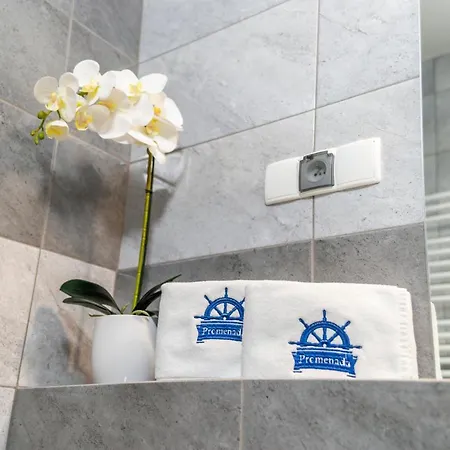 Promenada Apartamenty I Domek Nad Jeziorem Міколайкі Екстер'єр фото